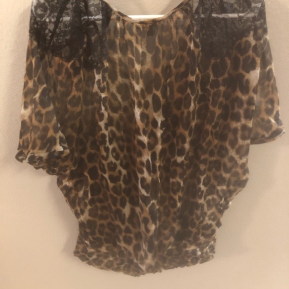Leopard print top - Picture 4 of 4